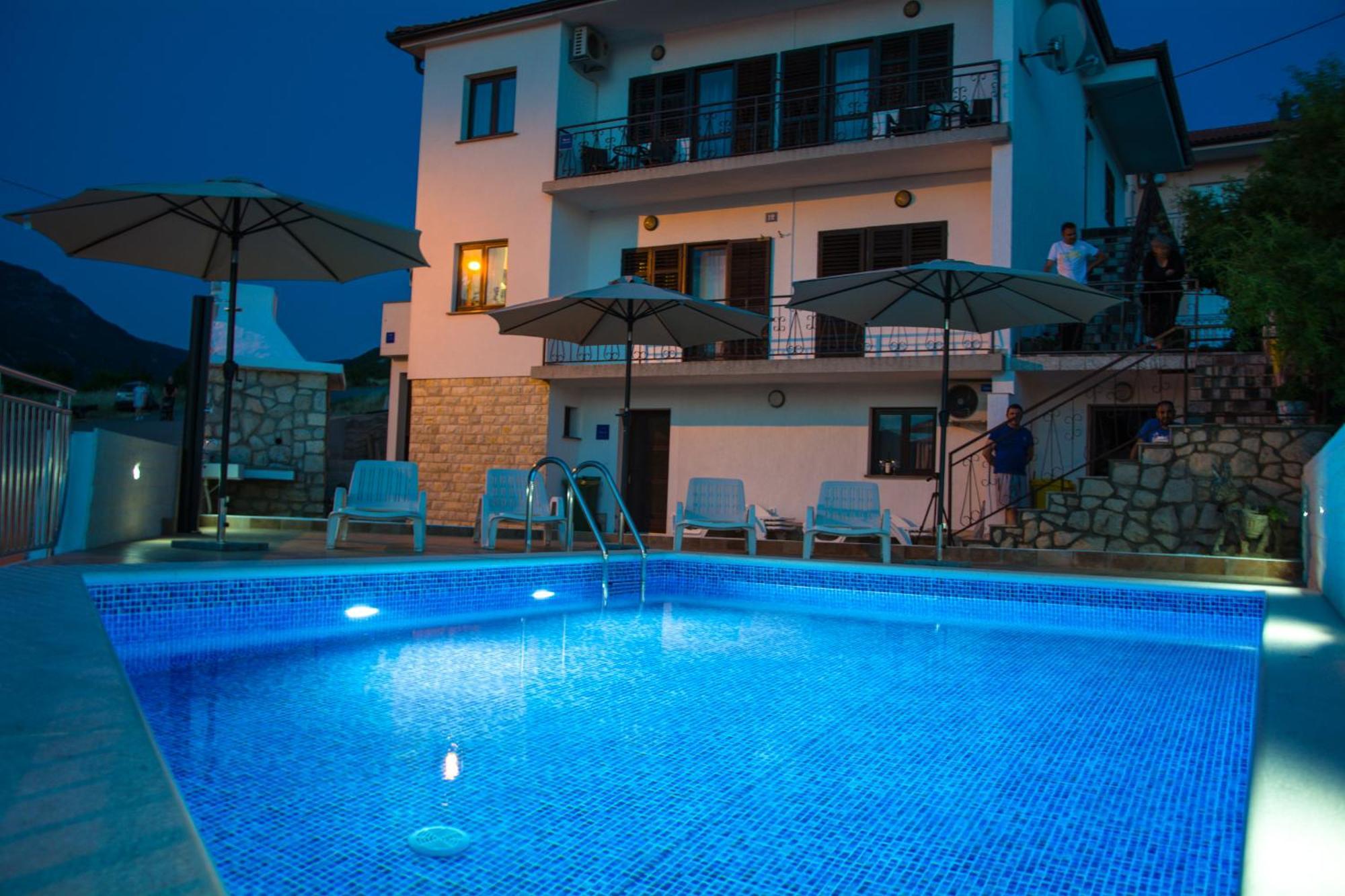 Gromila 2 Senj (Lika-Senj) Exterior foto